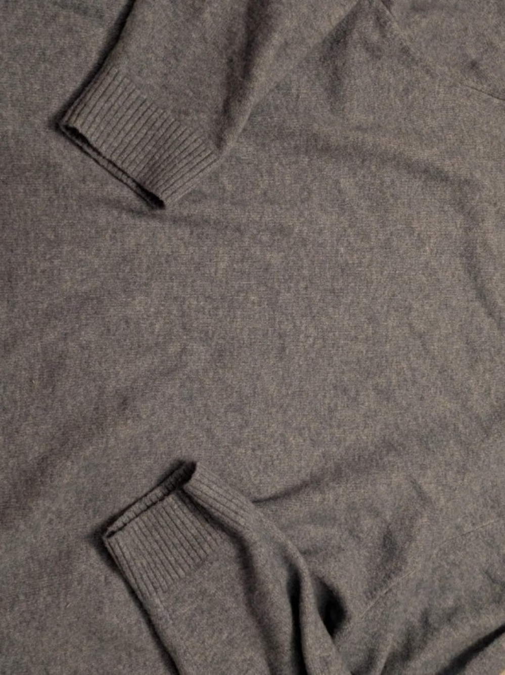 GAP Women's Gray Crewneck Sweater